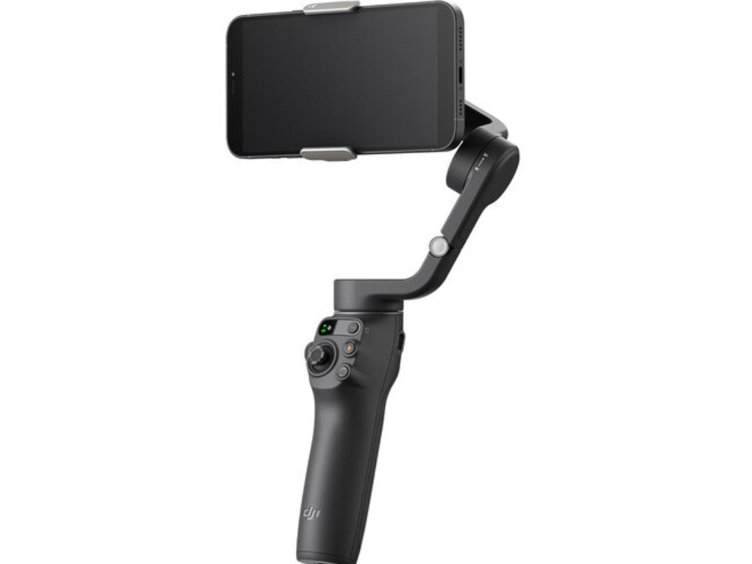 مثبت الهاتف الذكي DJI Osmo Mobile 6 مثبت الهاتف الذكي DJI Osmo Mobile 6
